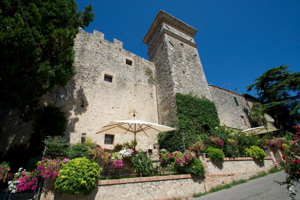 Torre Sangiovanni Albergo E Ristorante Da Rosary Todi Bagian luar foto